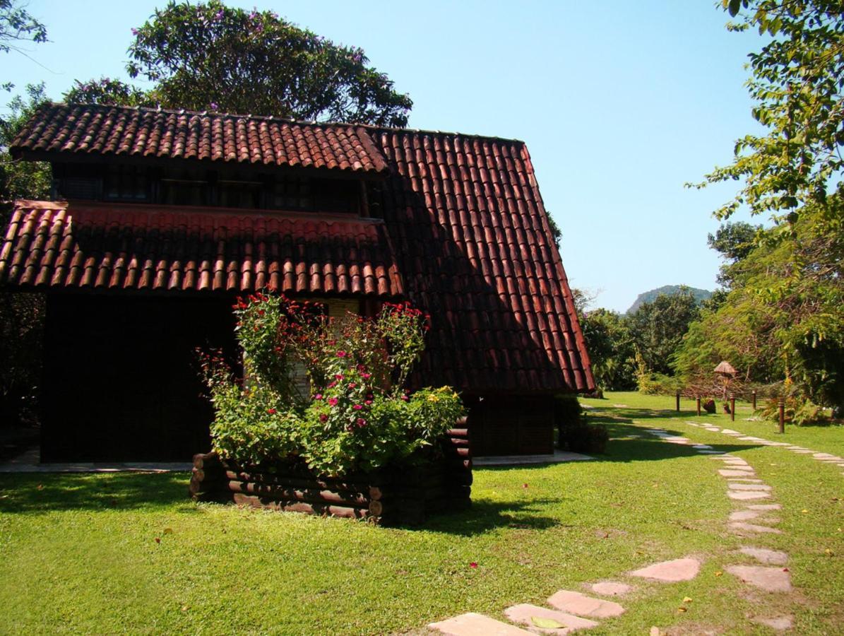 Pousada Recanto Das Aves Iguape Exterior photo